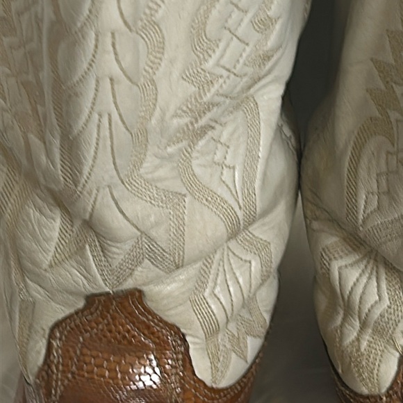 DAN POST, VINTAGE COWBOY BOOTS SZ 7 1/2B - Picture 9 of 16